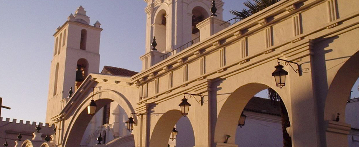 Vallées: Sucre, Tarija et Cochabamba
